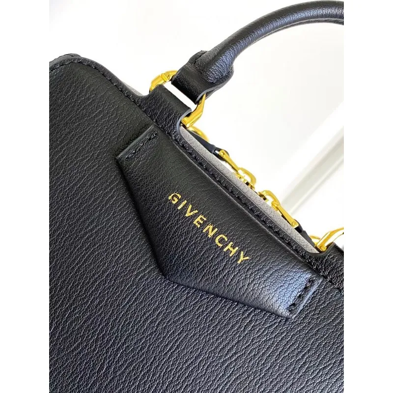 Elegant Givenchy Handbag Collection Showcasing Timeless Designs and Premium Craftsmanship #A52342