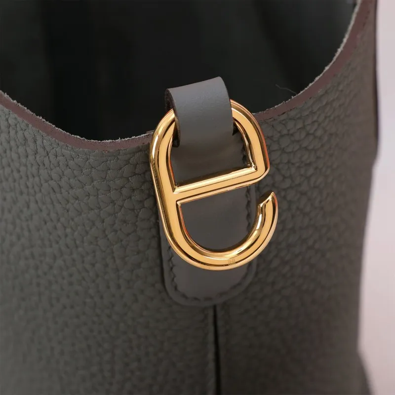 Hermès Mini Handbag Collection Diverse Colors Timeless Design For Fashion Enthusiasts #A51676