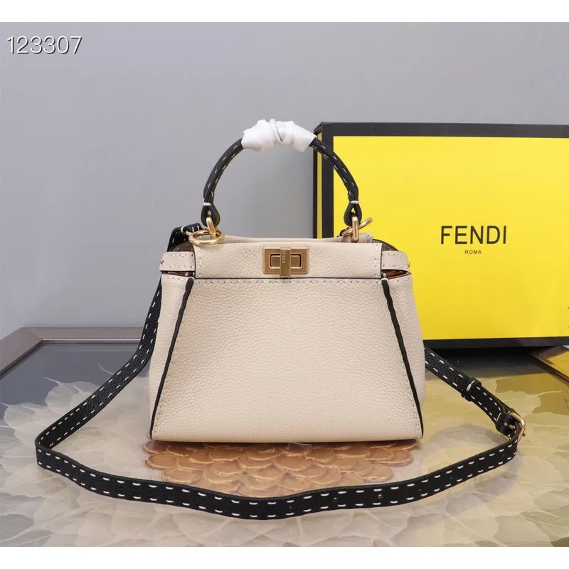 Fendi Handbag Peekaboo Mini Cuoio Romano leather Size:23*18*11cm #A49095 Fendi Handbag Peekaboo Mini Cuoio Romano leather Size:23*18*11cm #A49095