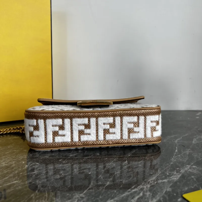 Fendi Backpack Bag Baguette Size:24x14.5x6cm #A48145 Fendi Backpack Bag Baguette Size:24x14.5x6cm #A48145