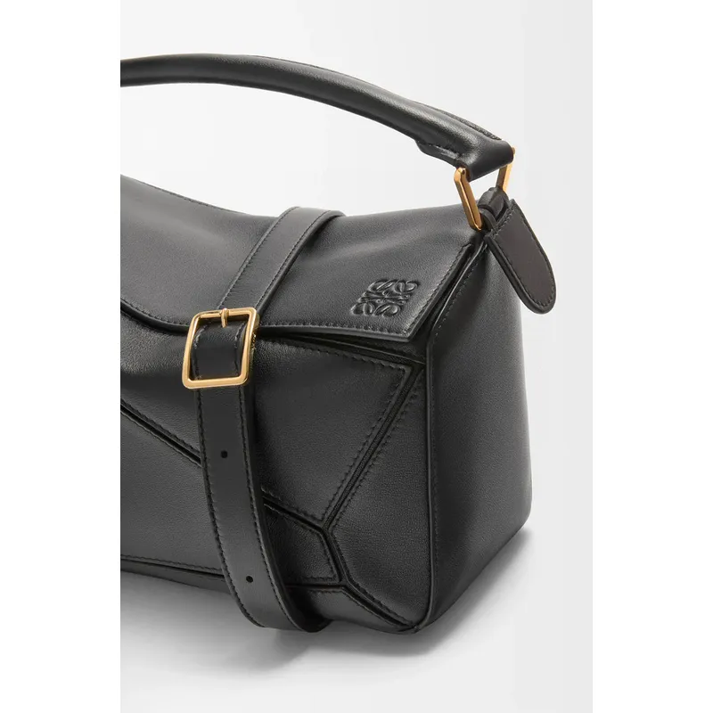 Loewe Black Leather Puzzle Bag With Geometric Design And Adjustable Strap For Modern Chic #A50043