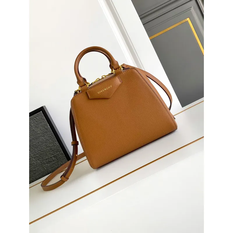 Elegant Givenchy Handbag Collection Showcasing Timeless Designs and Premium Craftsmanship #A52342