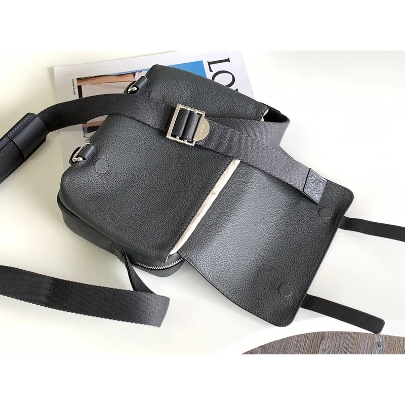 Loewe Bag Military Messenger Size:24*17.5*11cm #A49112