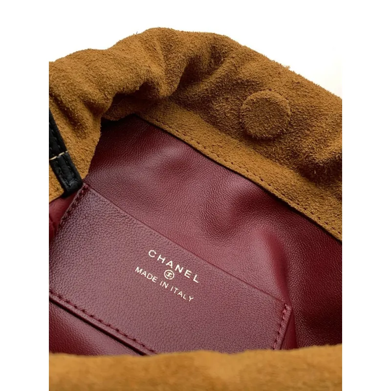 Chanel 26S Quilted Drawstring Bucket Bag, 17 x 22 x 8 cm #A63221