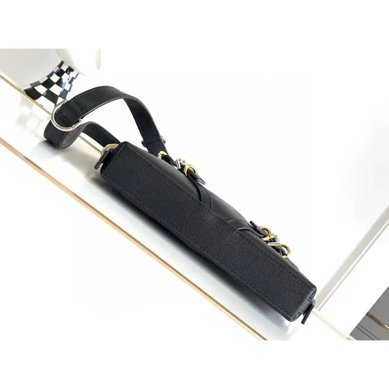 Givenchy Black Leather Shoulder Bags With Distinctive Metal Accents For Fashionistas #A52343