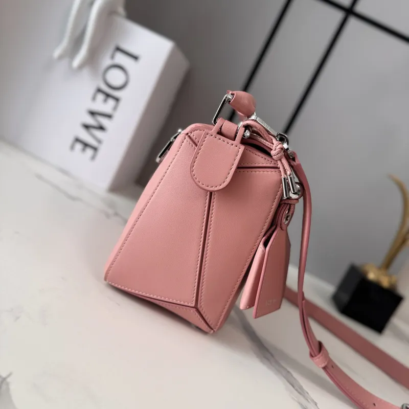 Loewe Featherlight Puzzle Nappa Leather Bag 24x10.5x16.5cm #A63865
