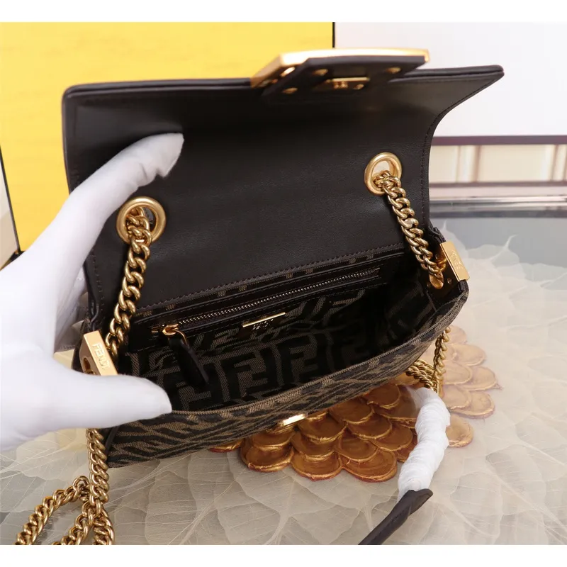 Fendi Handbag Size:24x14x7cm #A48099 Fendi Handbag Size:24x14x7cm #A48099