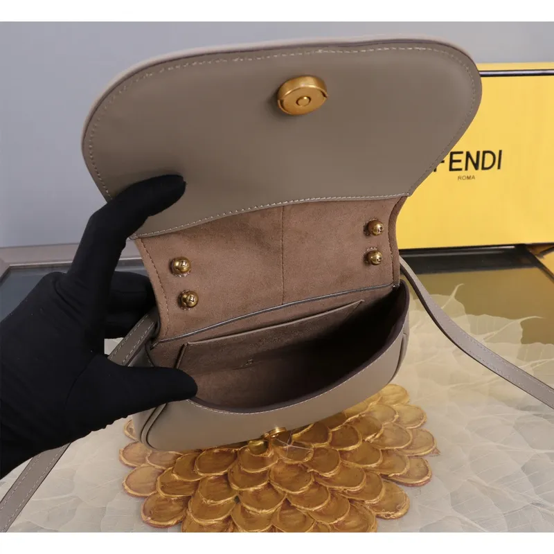 Fendi Backpack Bag Size:21x6.5x15cm #A48128 Fendi Backpack Bag Size:21x6.5x15cm #A48128