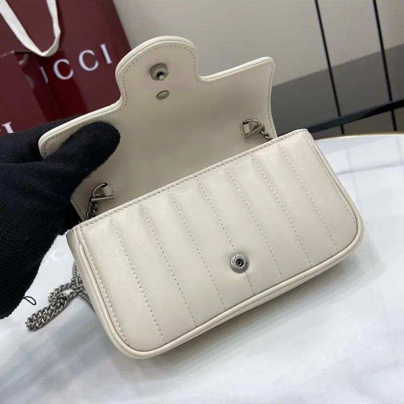 Gucci GG Marmont Matelassé Leather Mini Shoulder Bag 16.5×10.2×5.1cm #A65033