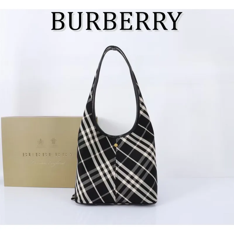 Womens Burberry Shoulder Bag for Everyday Use #A45668