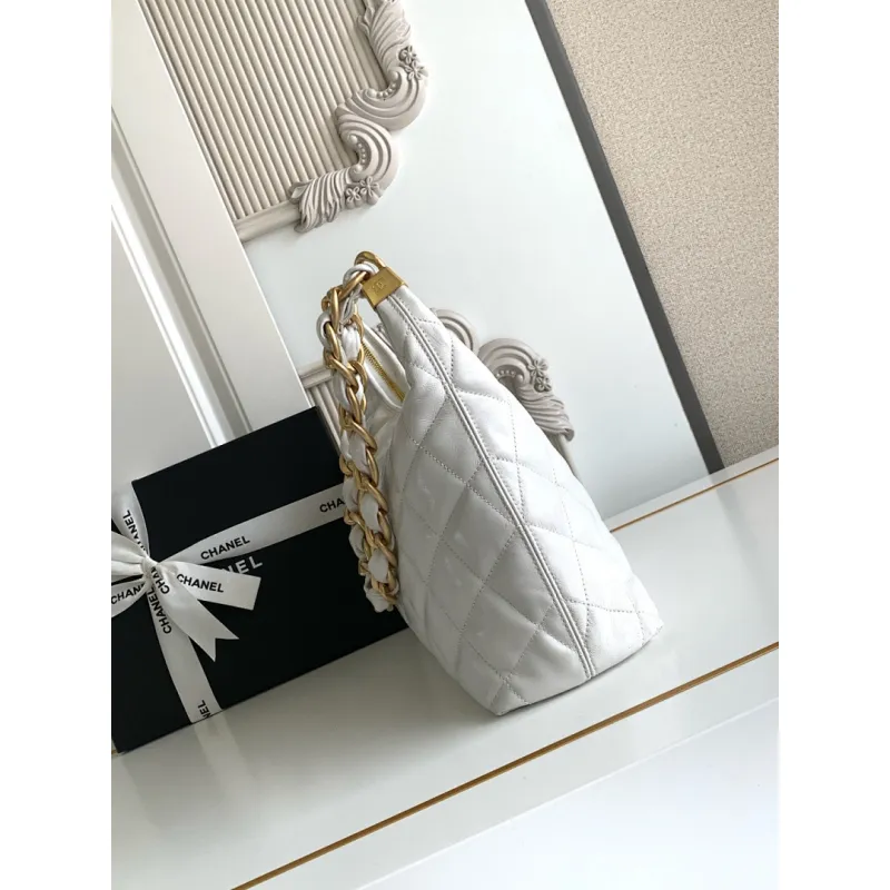 Chanel 4923 Quilted Hobo Bag in Crinkled Lambskin Size 32x30x12CM #A62915
