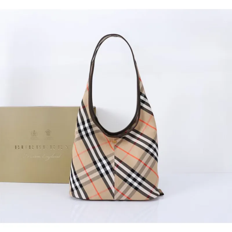 Womens Burberry Shoulder Bag for Everyday Use #A45668