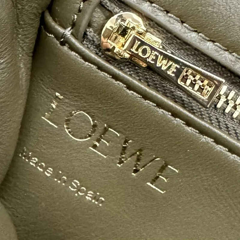 Loewe bag Puffer Goya Size:20*6*13cm #A49126