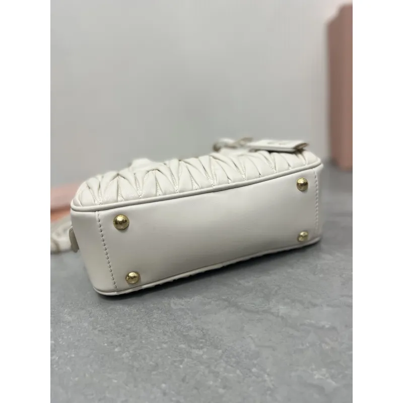 Miumiu Matelasse handbags #A38053