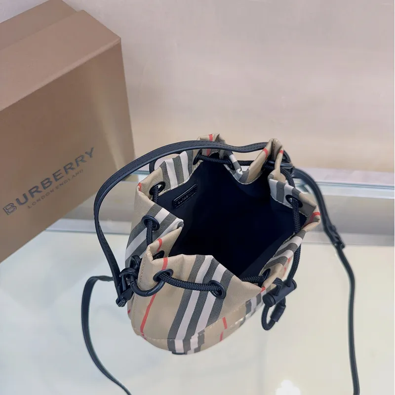 Burberry Bucket Bags Showcasing Iconic Patterns and Stylish Designs #A50418
