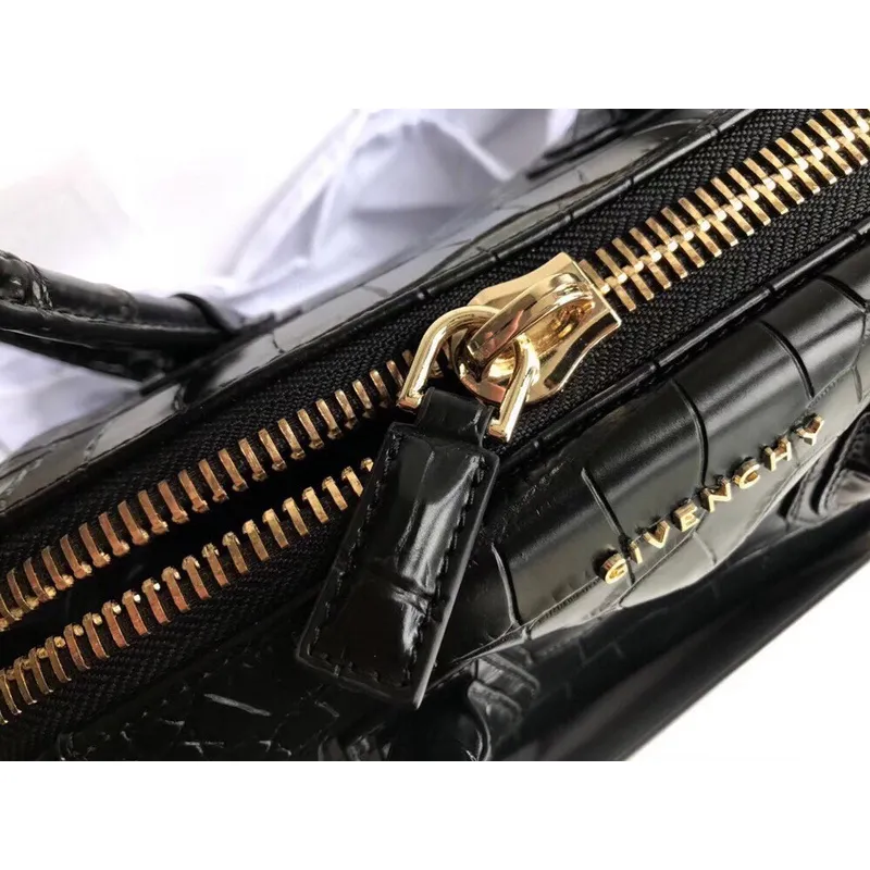 Givenchy Handbags Antigona tote #A49609