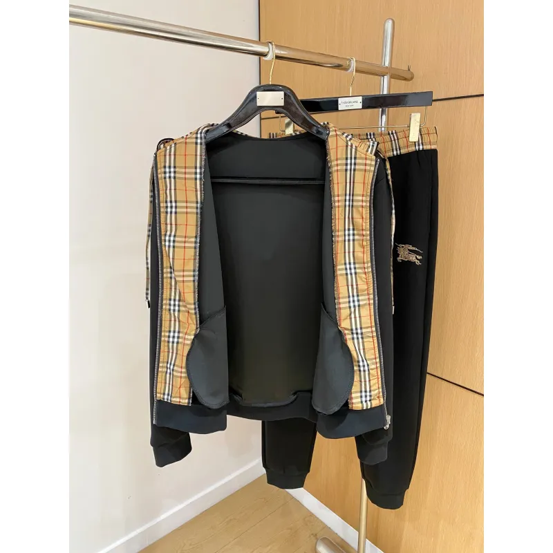 Burberry Tracksuits for Burberry Short Tracksuits for men #A60162 Burberry Tracksuits for Burberry Short Tracksuits for men #A60162