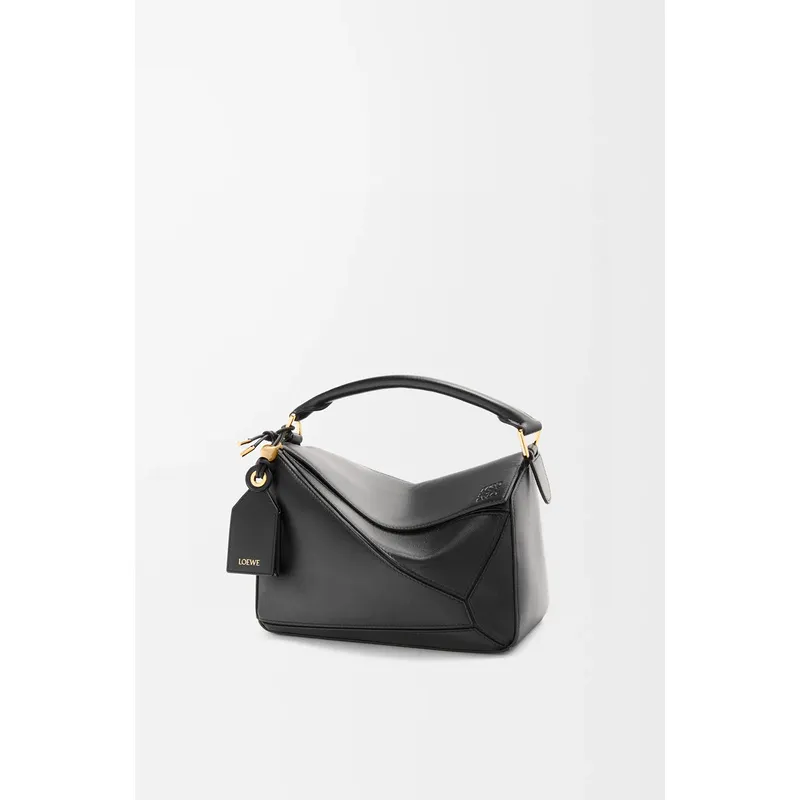 Loewe Black Leather Puzzle Bag With Geometric Design And Adjustable Strap For Modern Chic #A50043