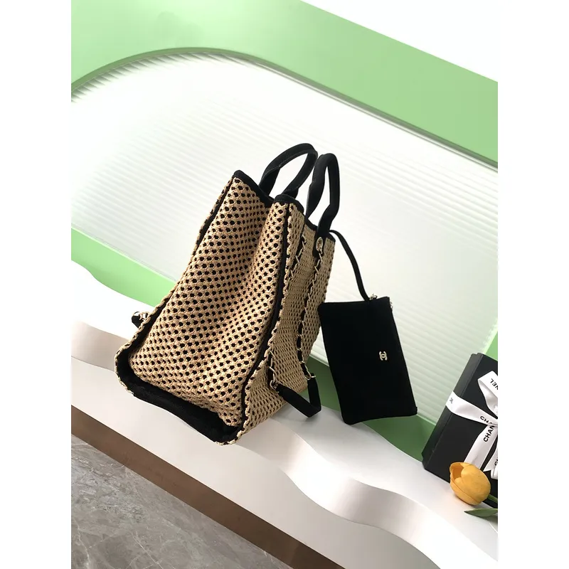 Chanel Woven Tote Textured Raffia Signature Logo &amp Chain Embracing Summer Elegance size38 #A54203