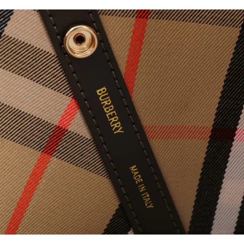 Womens Burberry Shoulder Bag for Everyday Use #A45668
