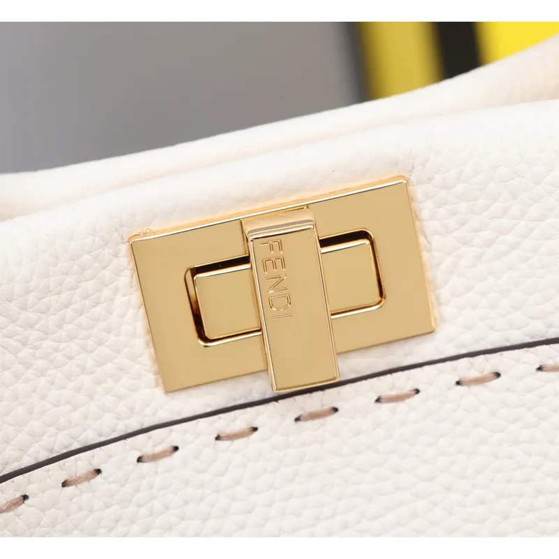 Fendi Handbag Peekaboo Mini Cuoio Romano leather Size:23*18*11cm #A49095 Fendi Handbag Peekaboo Mini Cuoio Romano leather Size:23*18*11cm #A49095