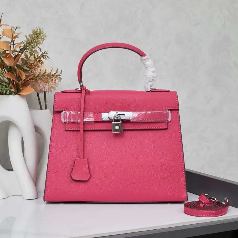 Hermès Kelly Handbags 25CM #A57784
