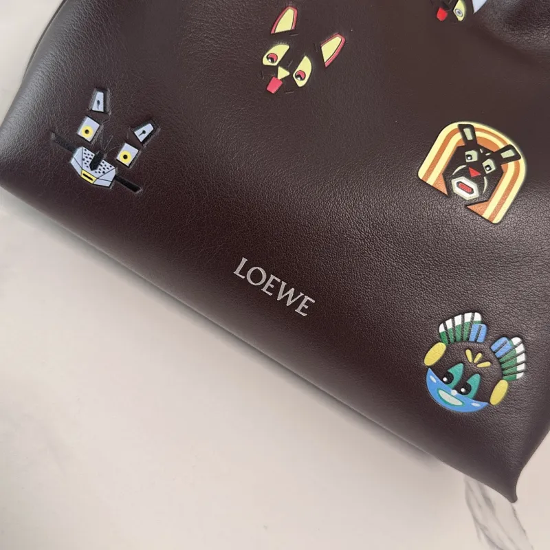 Loewe x Louis Wain Flamenco Nappa Leather Bag 23x18x9cm #A63863 Loewe x Louis Wain Flamenco Nappa Leather Bag 23x18x9cm #A63863