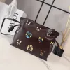 Loewe x Louis Wain Flamenco Nappa Leather Bag 23x18x9cm #A63863 Loewe x Louis Wain Flamenco Nappa Leather Bag 23x18x9cm #A63863