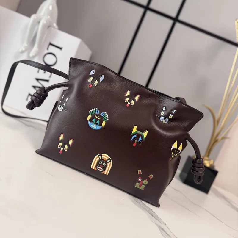 Loewe x Louis Wain Flamenco Nappa Leather Bag 23x18x9cm #A63863 Loewe x Louis Wain Flamenco Nappa Leather Bag 23x18x9cm #A63863
