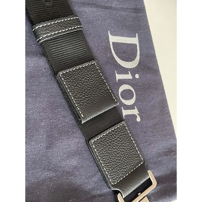 Sleek Black D-ior Leather Crossbody Bag for Timeless Everyday Elegance size:22×10×12cm #A54110 Sleek Black D-ior Leather Crossbody Bag for Timeless Everyday Elegance size:22×10×12cm #A54110