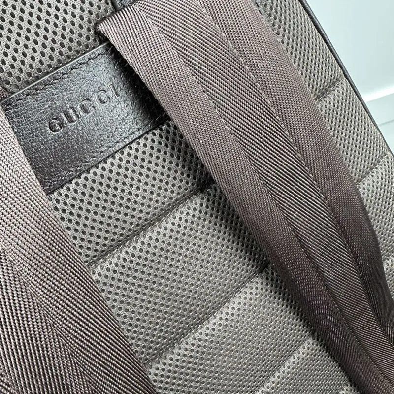 Gucci Burgundy Suede Backpack (834466) - GG Logo, Premium Hardware, 36.5×41×18cm #A59999 Gucci Burgundy Suede Backpack (834466) - GG Logo, Premium Hardware, 36.5×41×18cm #A59999