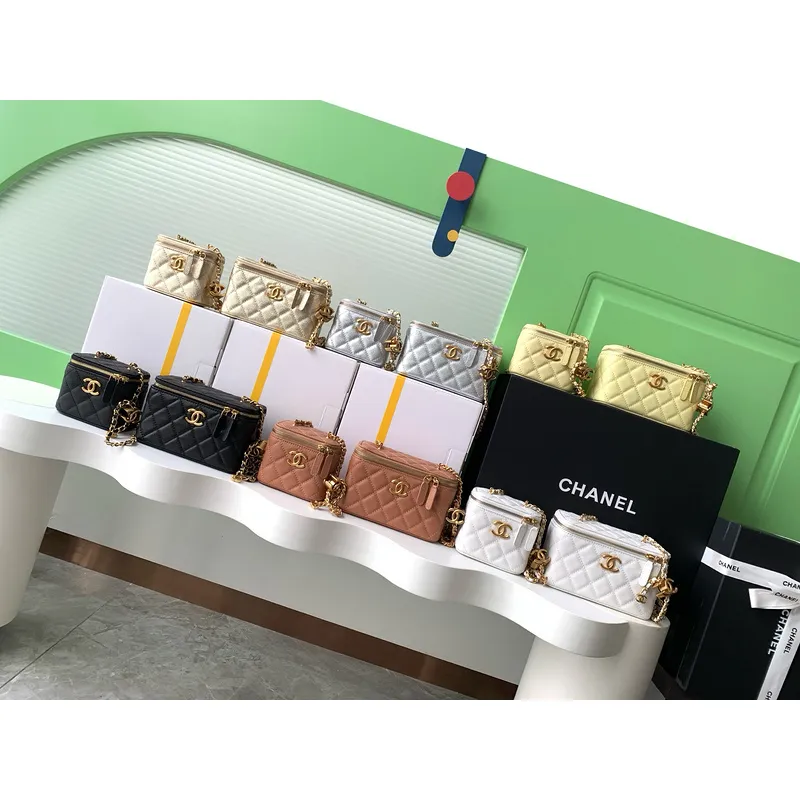 Chanel Quilted Caviar Leather Mini Vanity Bag With Gold Chain Strap And CC Logo size:11×8×7cm #A54384
