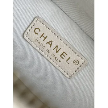 Chanel Quilted Handbag With Gold Chain And CC Logo A Timeless Fashion Piece size:11×20×8cm #A54380