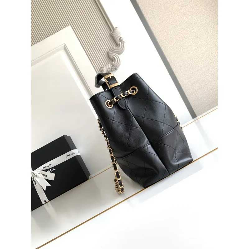 Chanel Quilted Leather Tote With Gold Chain Strap And Iconic CC Logo size:36×24×12cm #A54381