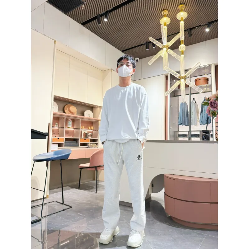 Balenciaga Pants for MEN #A56483