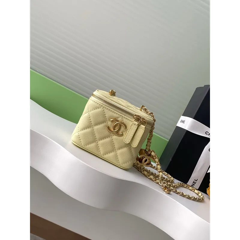 Chanel Quilted Caviar Leather Mini Vanity Bag With Gold Chain Strap And CC Logo size:11×8×7cm #A54384