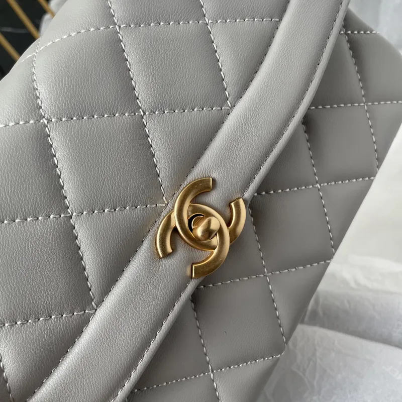 Chanel Classic Quilted Flap Bags in Assorted Colors With Chain Straps Bag size:13×21×6cm #A54037