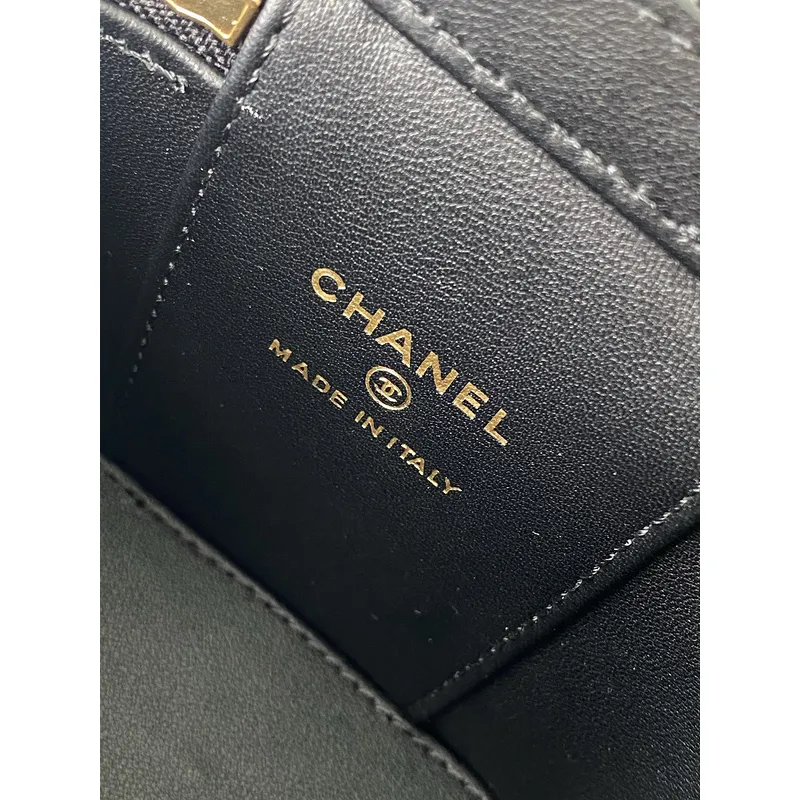 Chanel Quilted Caviar Leather Mini Vanity Bag With Gold Chain Strap And CC Logo size:11×8×7cm #A54384