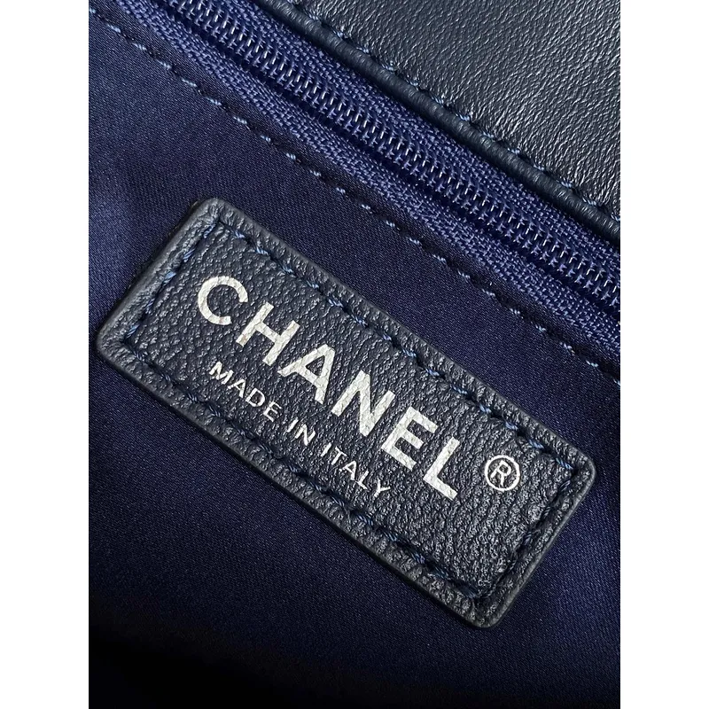 Chanel Blue Sequin - Embellished Flap Bag With Signature CC Logo size:14×21×8cm #A53500 Chanel Blue Sequin - Embellished Flap Bag With Signature CC Logo size:14×21×8cm #A53500