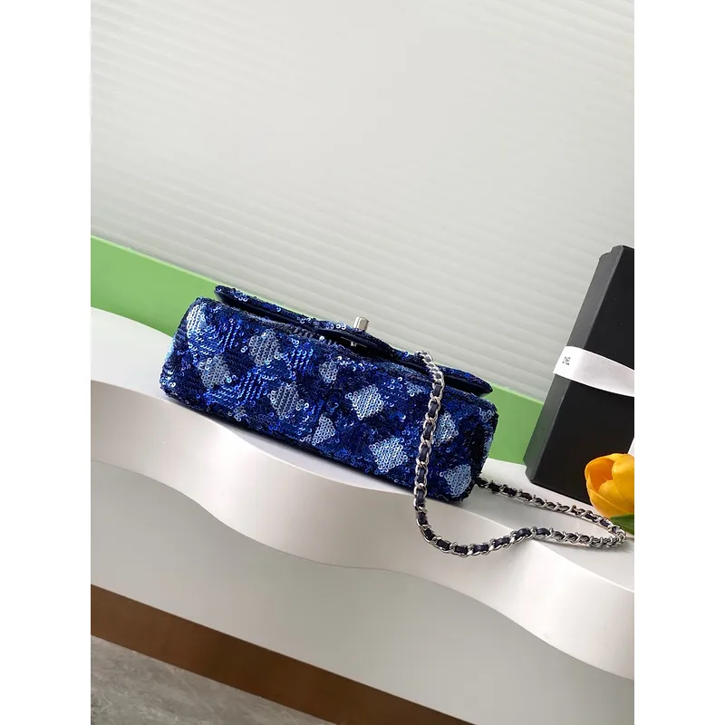 Chanel Blue Sequin - Embellished Flap Bag With Signature CC Logo size:14×21×8cm #A53500 Chanel Blue Sequin - Embellished Flap Bag With Signature CC Logo size:14×21×8cm #A53500
