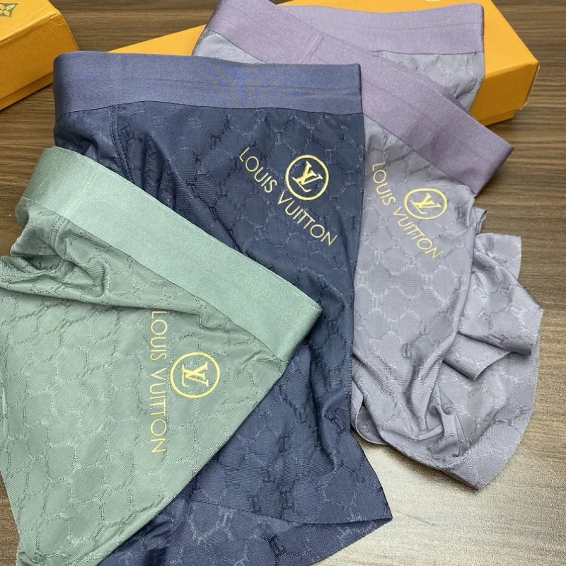Louis Vuitton Underwears for Men 3 pairs per box #A65840