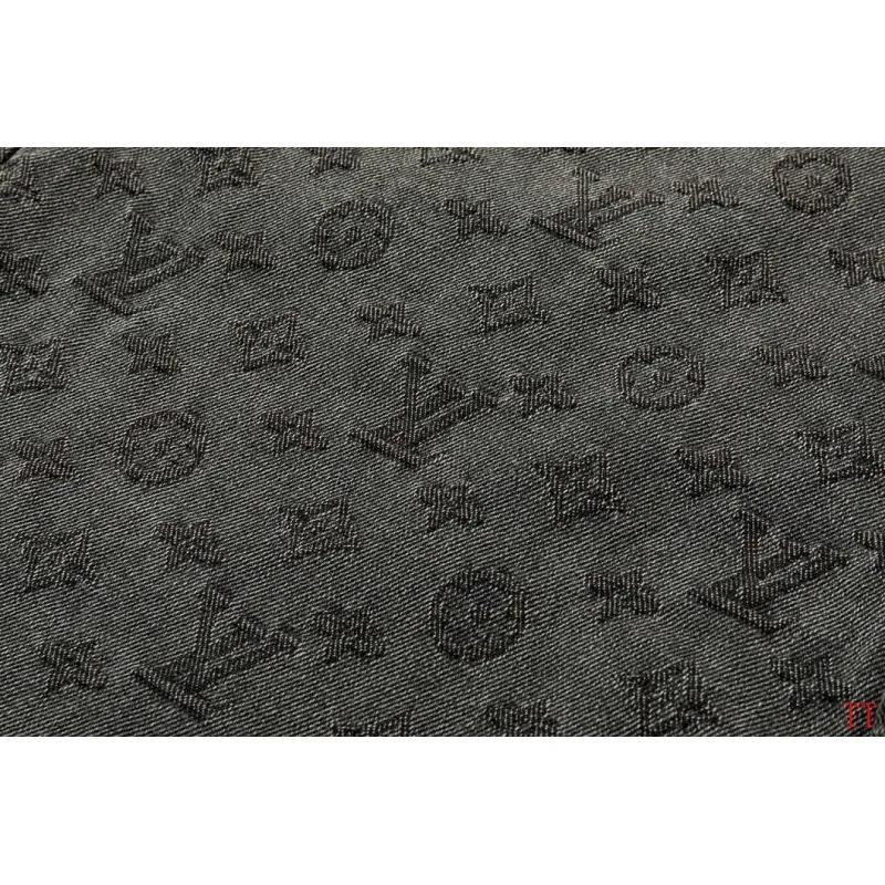 Louis Vuitton Pants for Louis Vuitton Short Pants for men #A64634