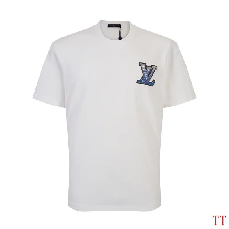 Louis Vuitton T-Shirts for AAAA Louis Vuitton T-Shirts #A65797