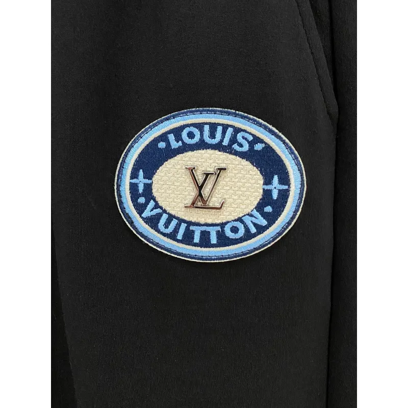 Louis Vuitton Pants for Louis Vuitton Short Pants for men #A64560