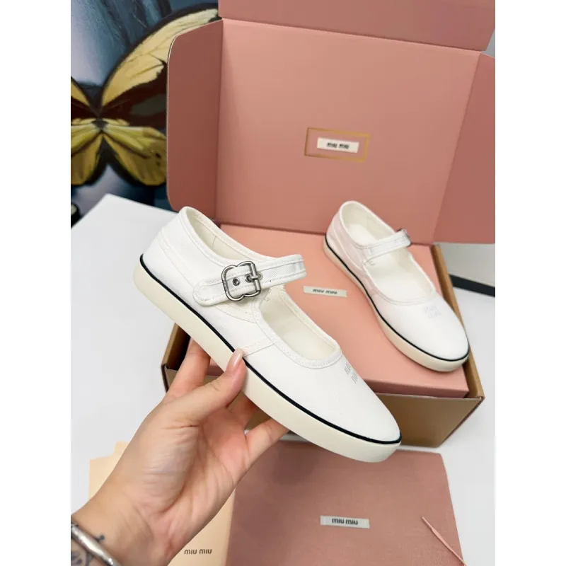 Miu Miu Womens Retro Calfskin Leather Ballet Flats #A66075