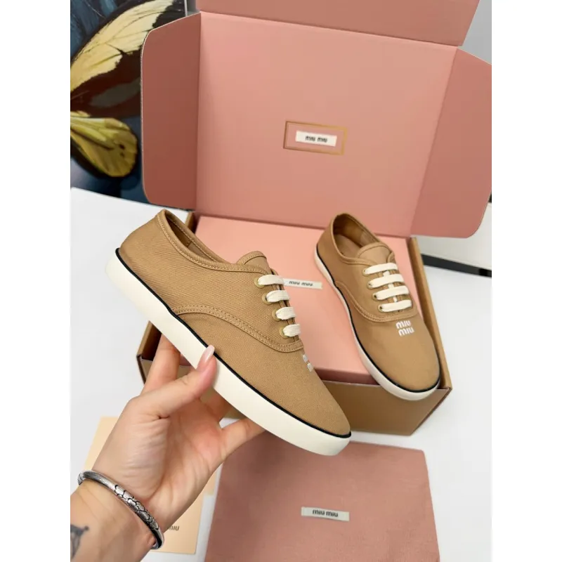 Miu Miu Womens Retro Calfskin Leather Ballet Flats #A66077