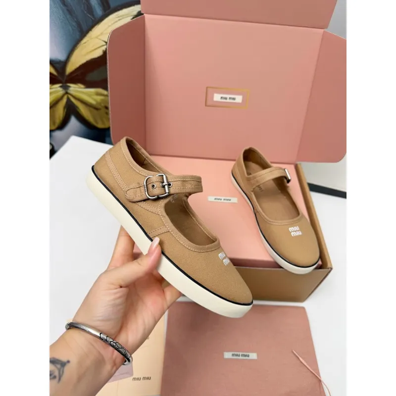 Miu Miu Womens Retro Calfskin Leather Ballet Flats #A66073