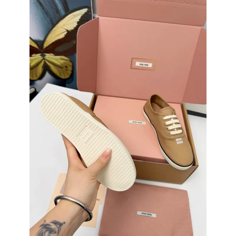 Miu Miu Womens Retro Calfskin Leather Ballet Flats #A66077