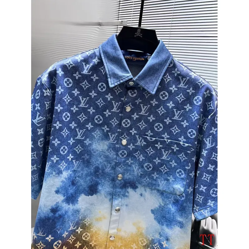 Louis Vuitton tracksuits for Louis Vuitton short tracksuits for men #A65801