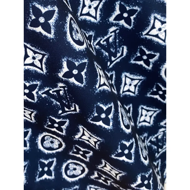 Louis Vuitton Pants for Louis Vuitton Short Pants for men #A64555